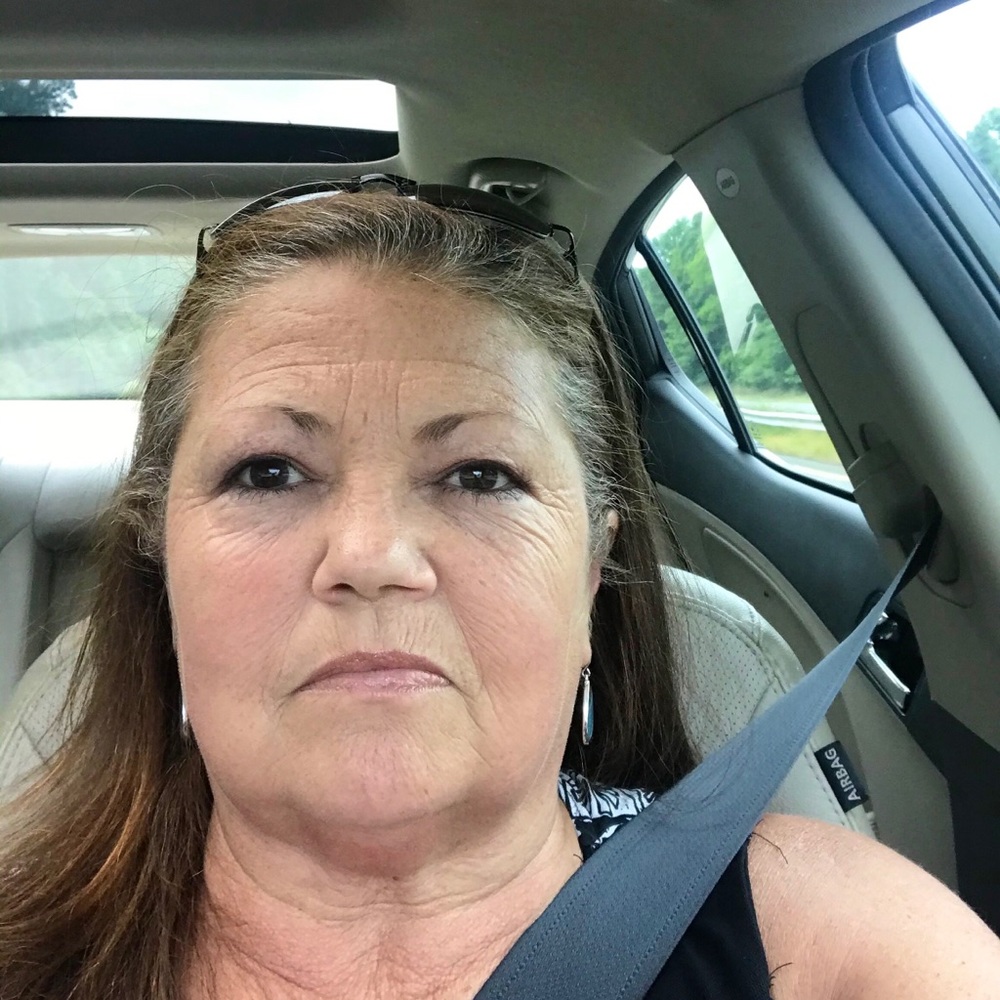 Meet your Posher, Brenda